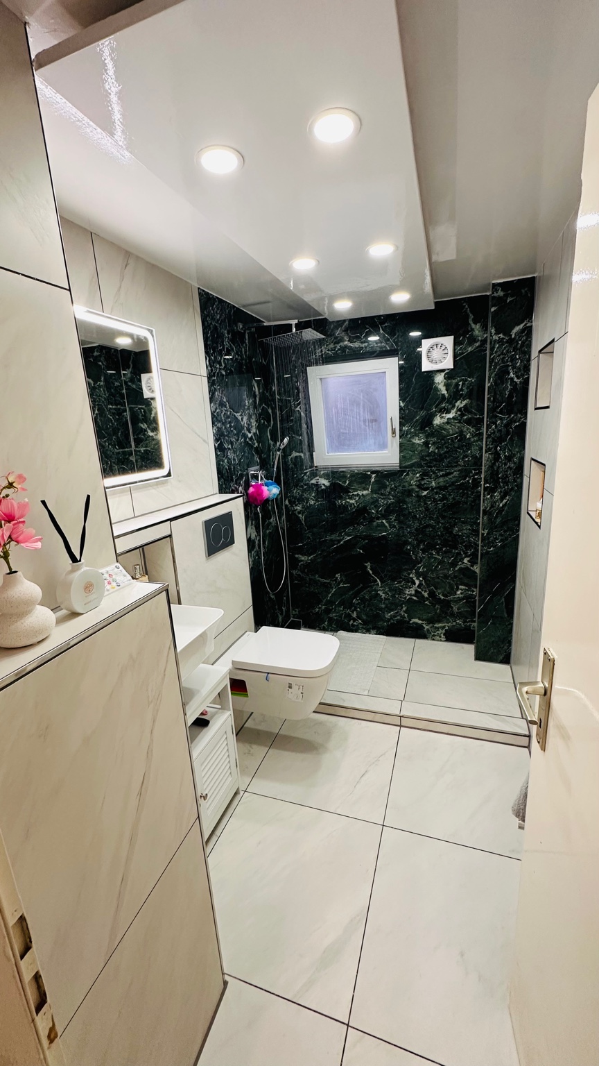 Bad komplett renoviert – moderne Badrenovierung